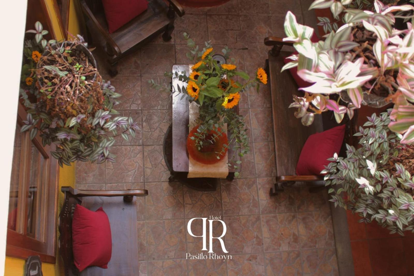 Hotel Rholyn Pura Vida !! أنتيغوا غواتيمالا المظهر الخارجي الصورة